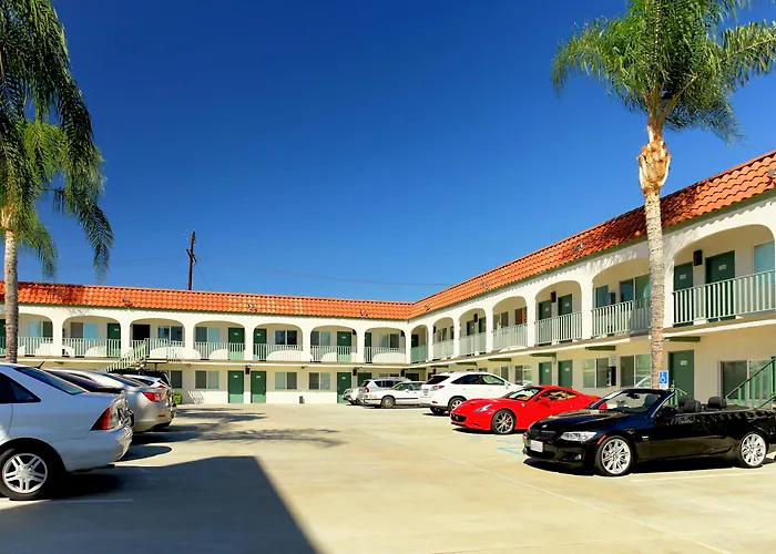 Dunes Inn - Sunset (Adults Only)
